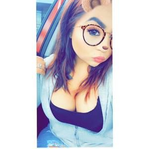 Meet your Posher, Cee